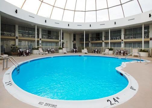 Clarion Hotel & Conference Center نورثهامبتون المرافق الصورة